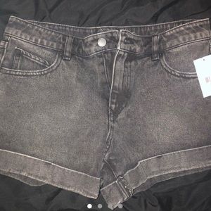 Volcom boyfriend shorts